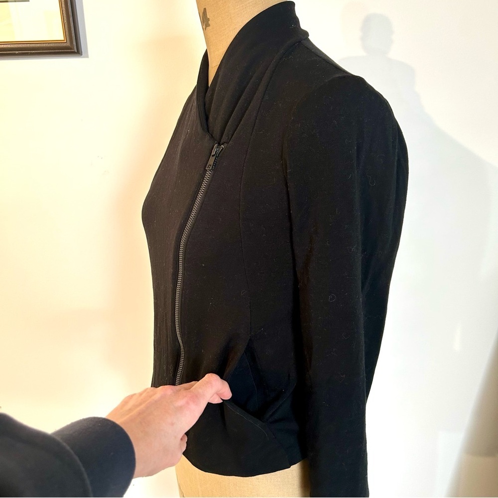 Eileen Fisher Women’s Black Tencel Fleece Moto Asymmetrical Zip Jacket Sz Xs - Picture 7 of 14